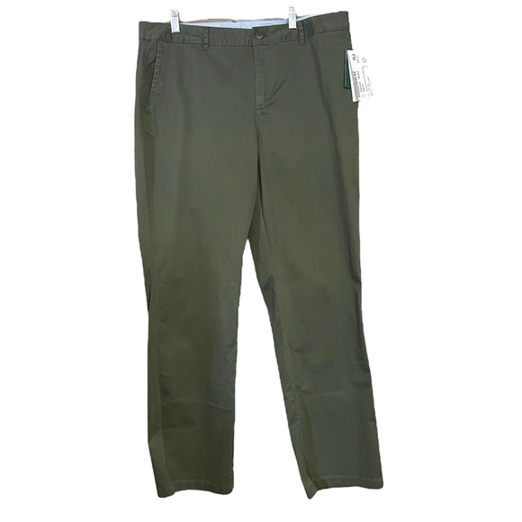 LL Bean Favorite Fit Dark Cedar Green Washed Chino Pants Sz 16R NWT - Picture 1 of 12